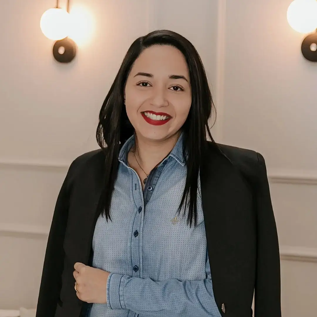 Dra. Helen Keni